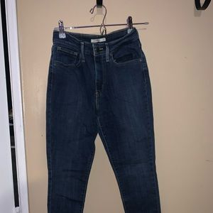 Levi’s high rise skinny jeans